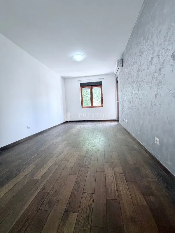 Rent, one bedroom apartment, 45m², Stara Varoš, Podgorica