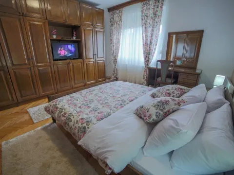 Prodaja, stan, 96m², Kolašin, Crna Gora - image 6