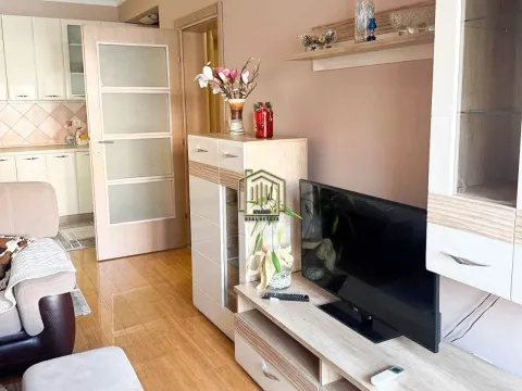 Rent, two bedroom apartment, 64m², Stari Aerodrom, Podgorica - image 3