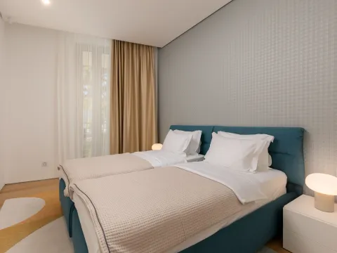 Sale, three bedroom apartment, 180m², Budva, Crna Gora - image 27