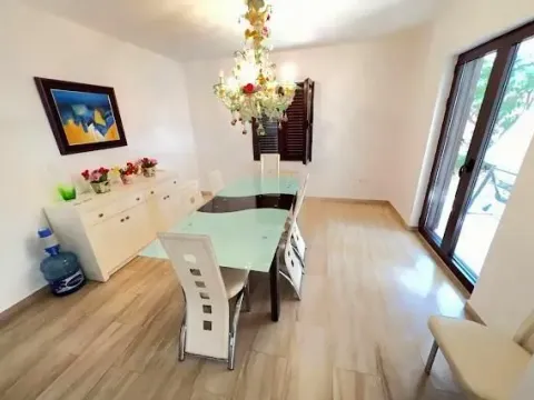Prodaja, kuća, 358m², Budva, Crna Gora - image 2