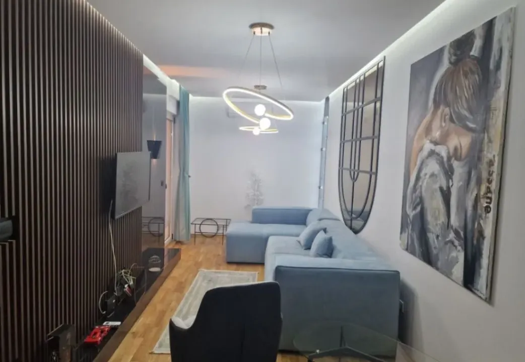 Rent, one bedroom apartment, 49m², Bulevar, Budva