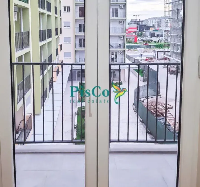 Izdavanje, jednosoban stan, 40m², Pobrežje, Podgorica