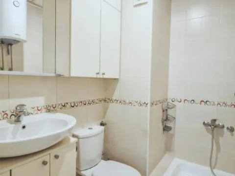 Izdavanje, četvorosoban stan, 85m², Zvezdara Sve Podlokacije, Beograd - image 19