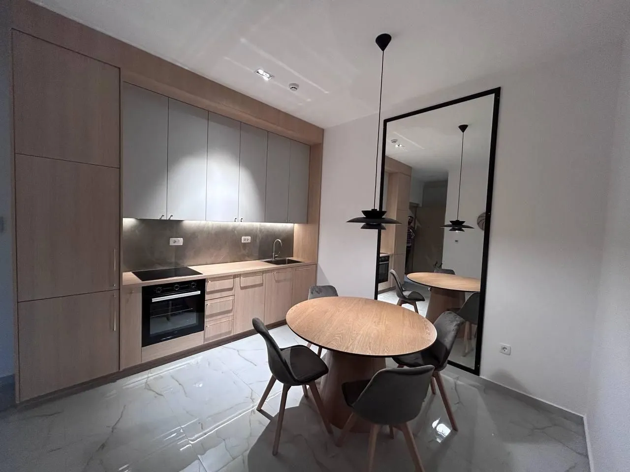 Rent, one bedroom apartment, 54m², Lastva Grbaljska, Kotor