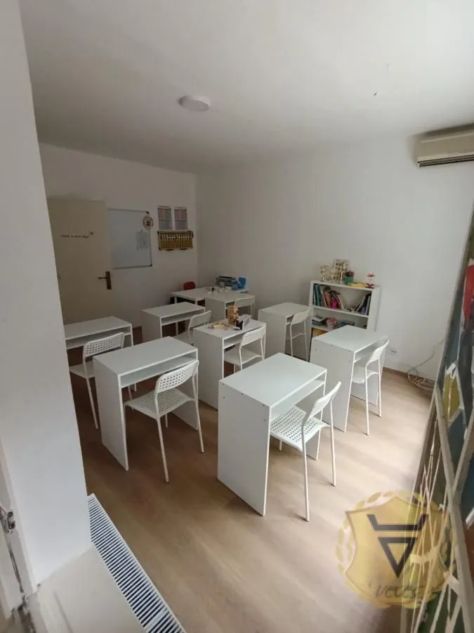 Izdavanje, jednosoban stan, 53m², Stari Grad, Beograd