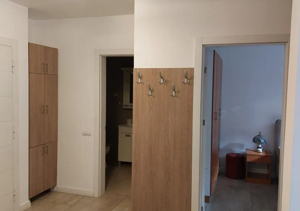 Prodaja, jednosoban stan, 42m², Zemun Gornji Grad, Zemun Sve Podlokacije