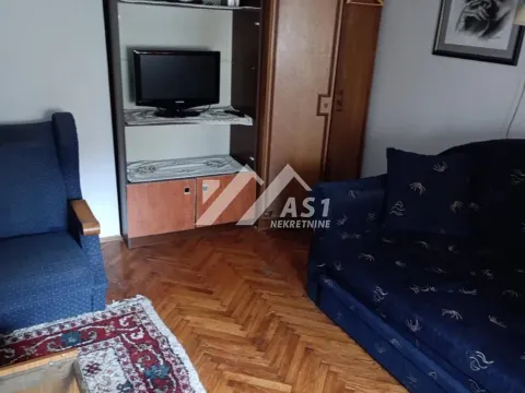 Izdavanje, dvosoban stan, 50m², Grbavica, Novi Sad Sve Podlokacije - image 2