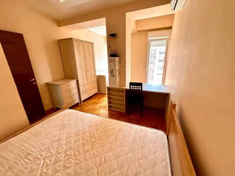 Prodaja, dvosoban stan, 92m², City Kvart, Podgorica - image 5