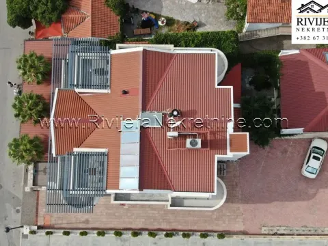 Sale, office space, 766m², Bijela, Herceg Novi - image 13