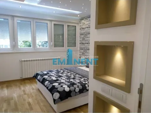 Izdavanje, dvosoban stan, 50m², Palilula Sve Podlokacije, Beograd - image 9