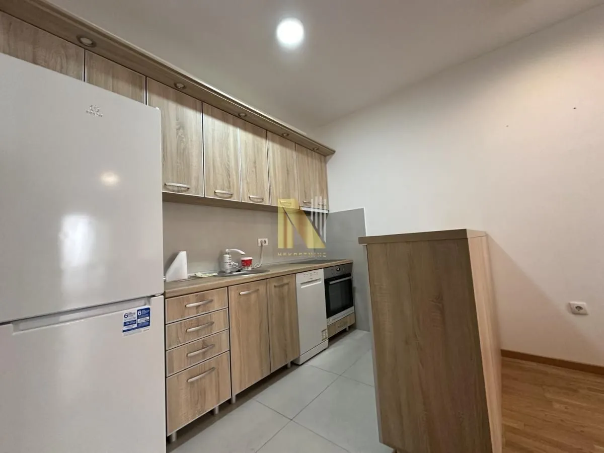 Prodaja, dvosoban stan, 56m², Rotkvarija, Novi Sad Sve Podlokacije