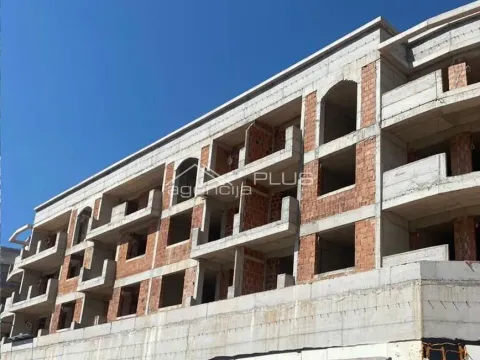 Sale, two bedroom apartment, 55m², Budva, Crna Gora - image 4