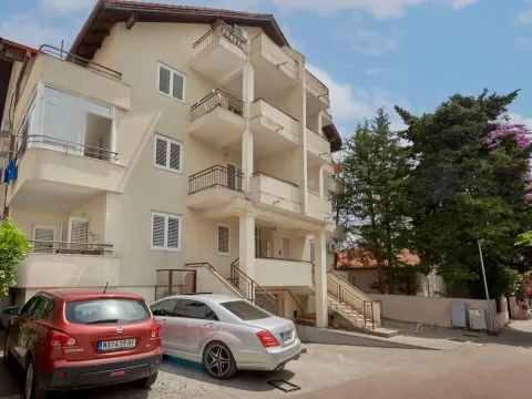 Prodaja, dvosoban stan, 62m², Budva, Crna Gora - image 2