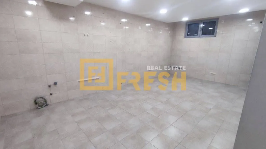 Rent, office space, 84m², Tološi, Podgorica