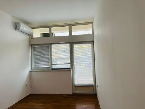 Sale, two bedroom apartment, 84m², Autobuska stanica, Podgorica - image 7