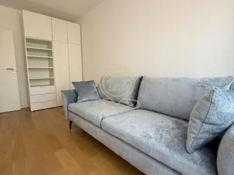 Izdavanje, četvorosoban stan, 81m², Južni Bulevar, Vračar Sve Podlokacije - image 16