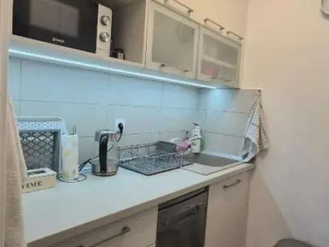 Sale, three bedroom apartment, 61m², Lekino Brdo, Voždovac Sve Podlokacije - image 6