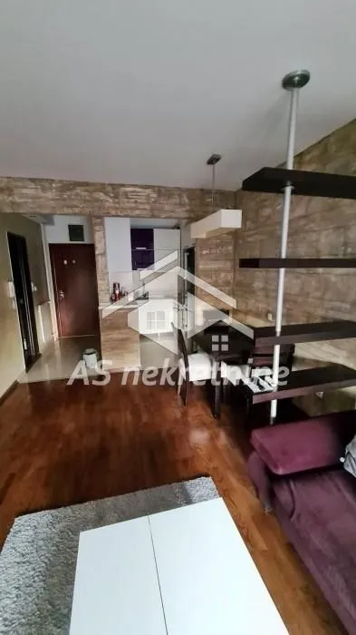 Izdavanje, dvosoban stan, 57m², Crveni Krst, Beograd