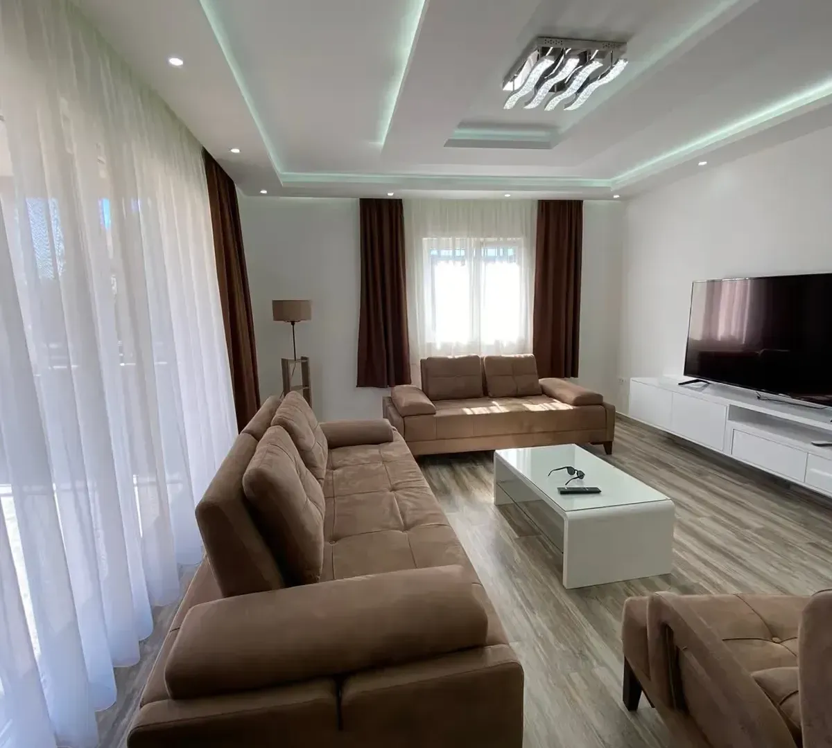 Rent, apartment, 127m², Tivat, Crna Gora