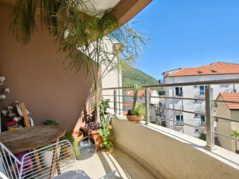 Sale, two bedroom apartment, 66m², Lazi, Budva - image 6