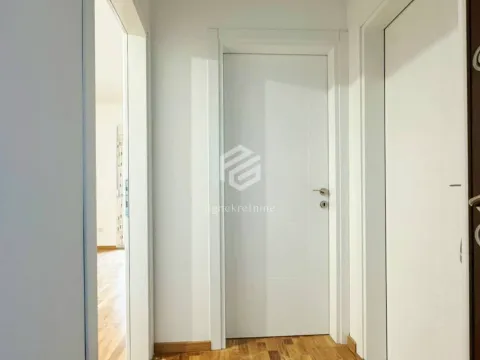 Izdavanje, dvosoban stan, 63m², Zagorič, Podgorica - image 9