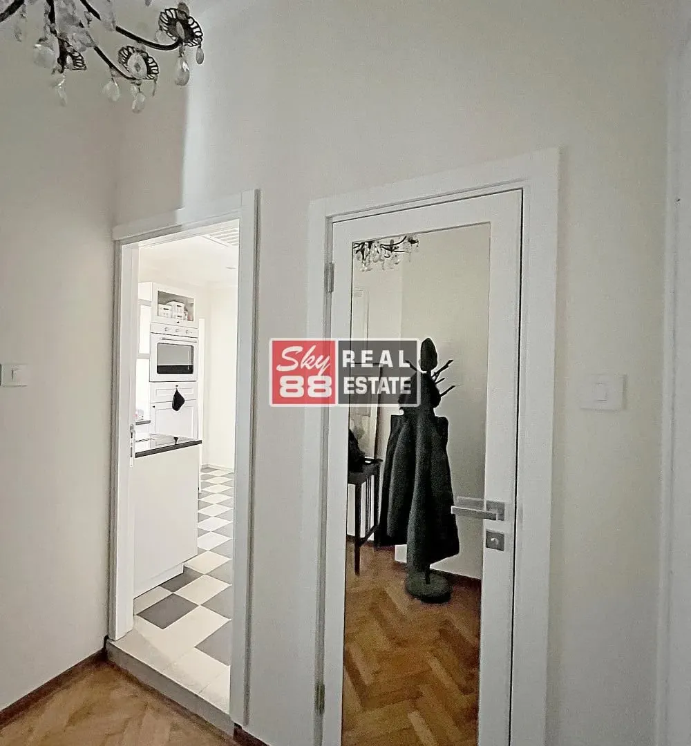 Prodaja, stan, 160m², Stari Grad, Beograd