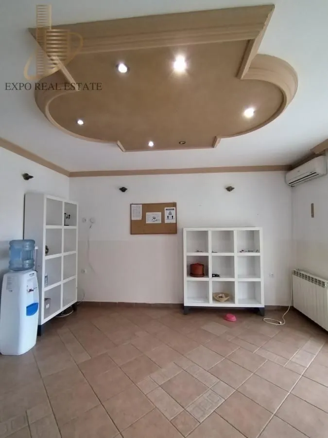 Izdavanje, poslovni prostor, 750m², Telep, Novi Sad Sve Podlokacije