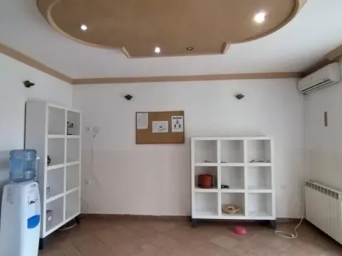 Rent, office space, 750m², Telep, Novi Sad Sve Podlokacije