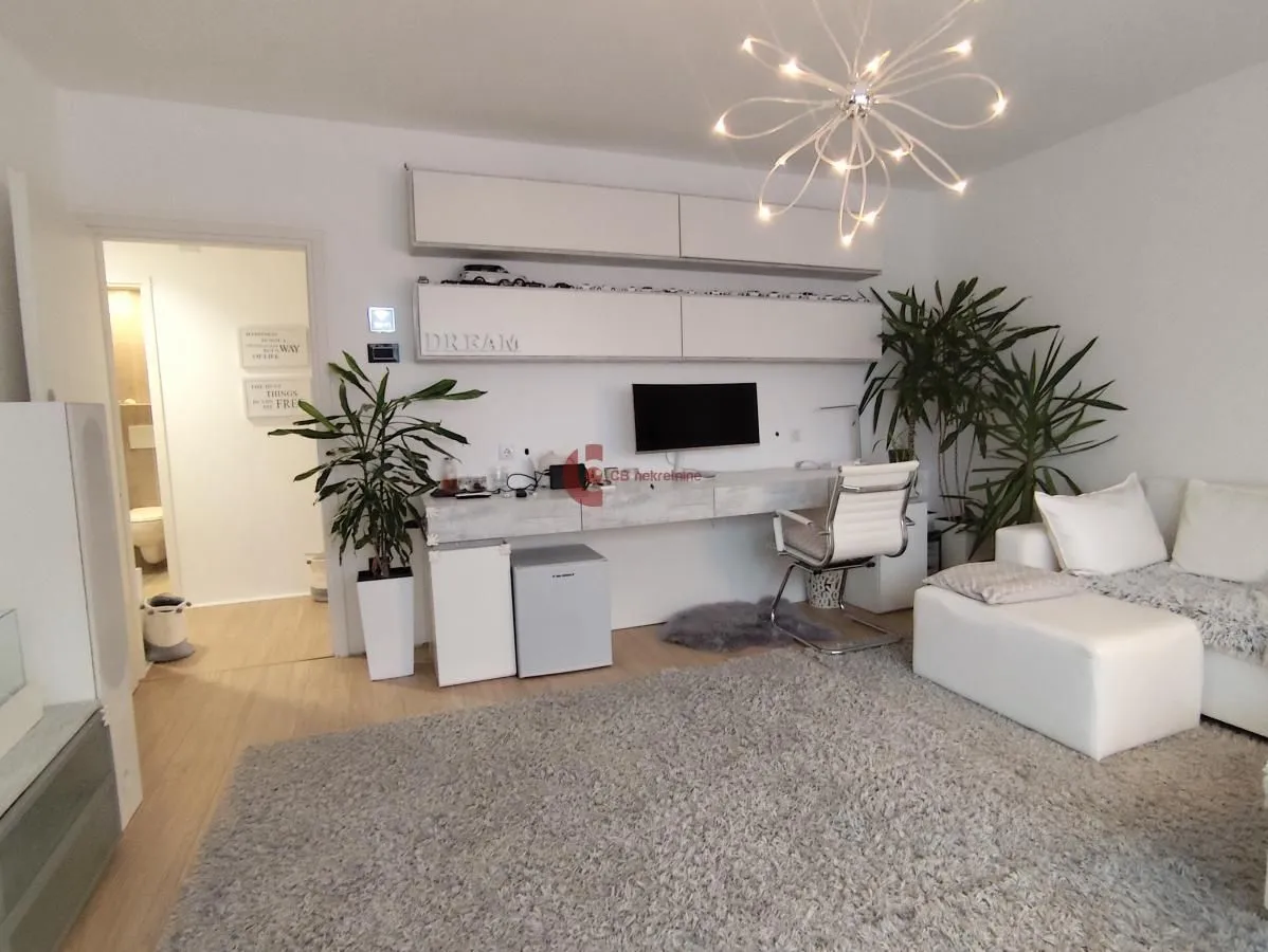 Prodaja, jednosoban stan, 36m², Kertvaroš, Subotica