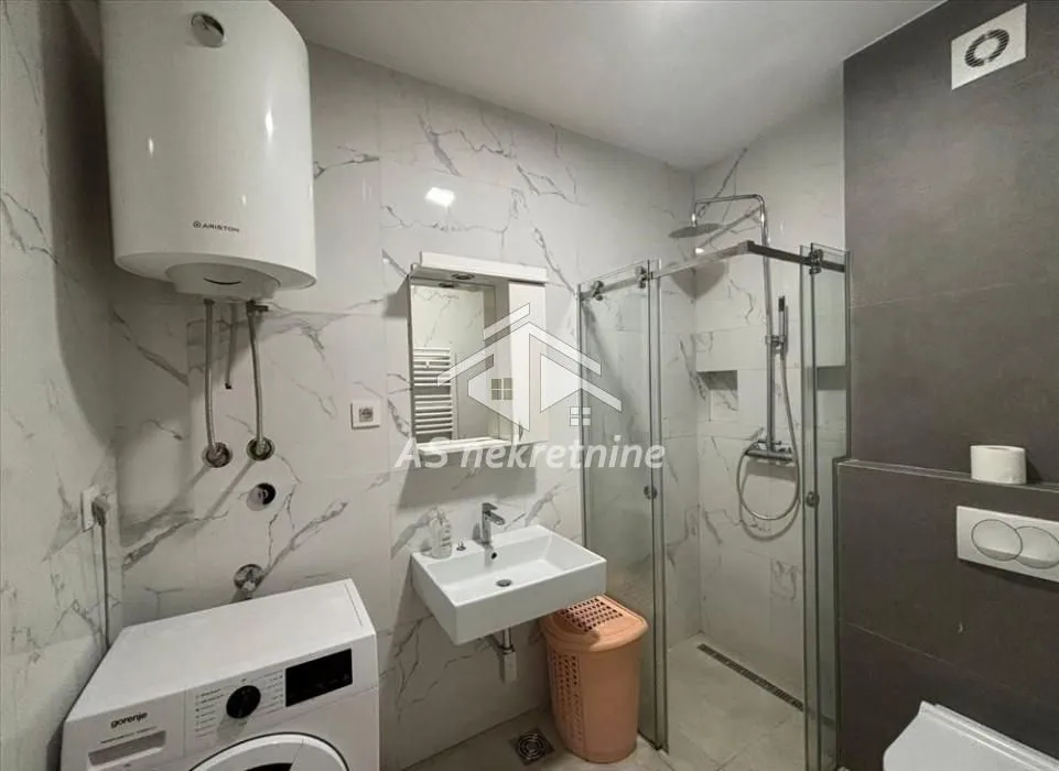 Rent, apartment, 55m², Južni Bulevar, Vračar Sve Podlokacije
