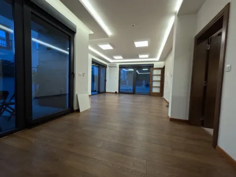 Rent, house, 160m², Dalmatinska ulica, Podgorica - image 7