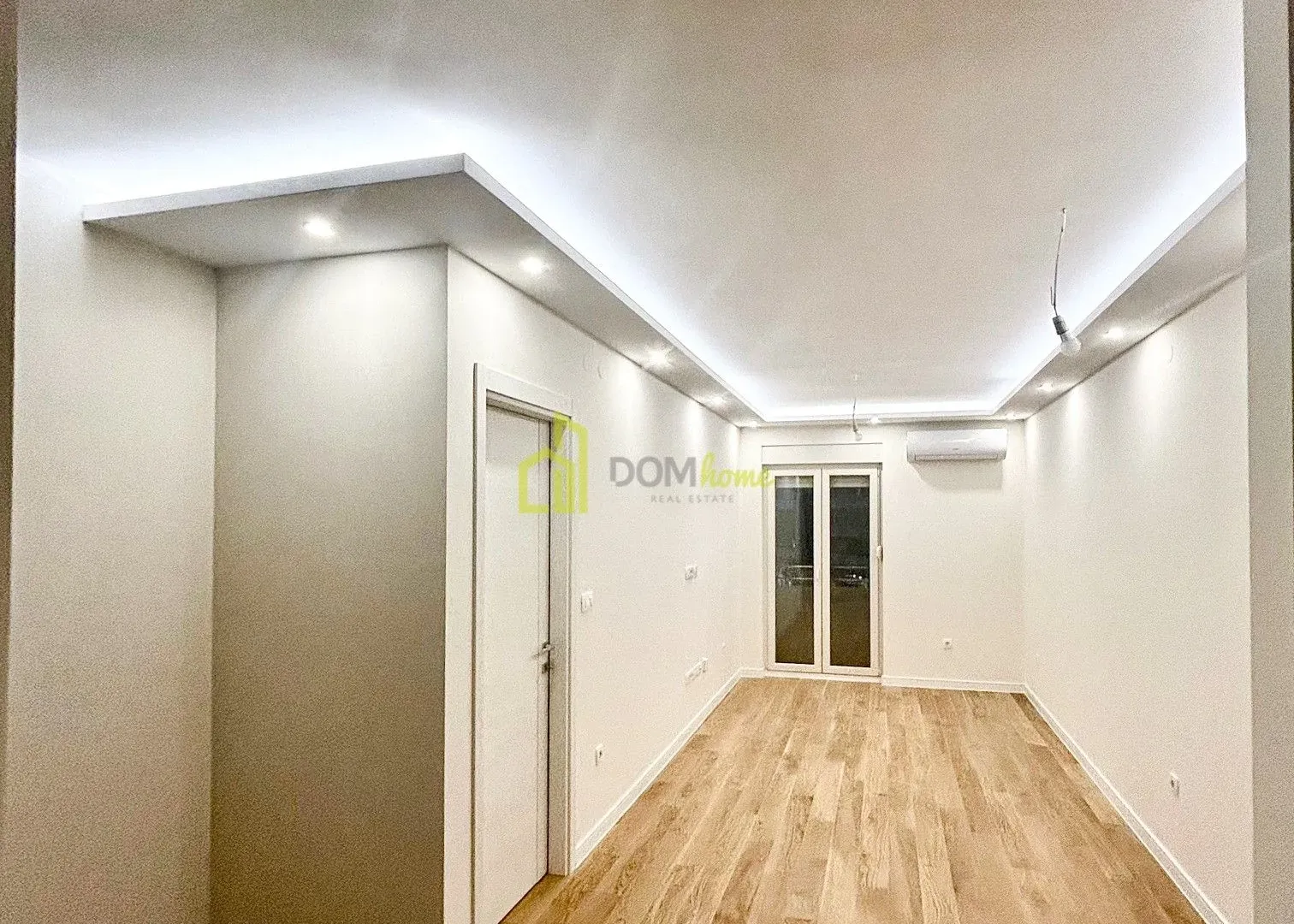 Rent, office space, 43m², Central Point, Podgorica