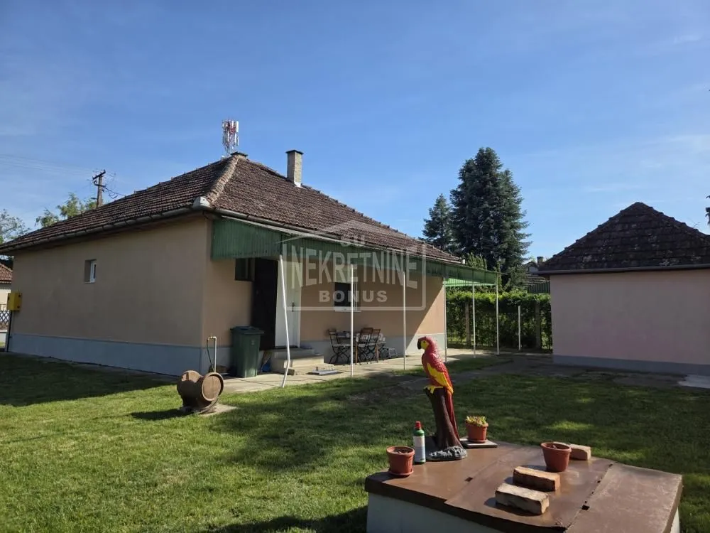 Prodaja, kuća, 109m², Kelebija, Subotica