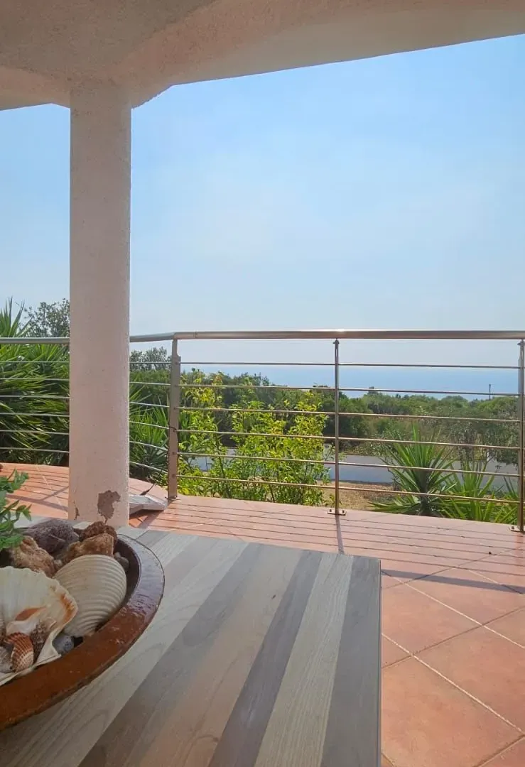 Izdavanje, kuća, 180m², Krimovica, Kotor