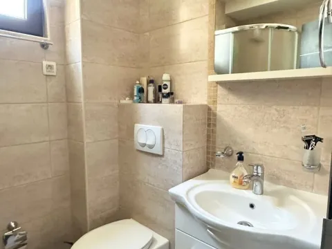 Sale, one bedroom apartment, 43m², Budva, Crna Gora - image 15