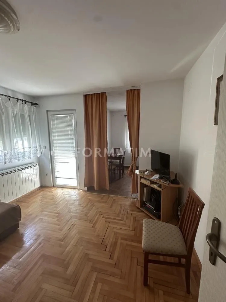 Izdavanje, jednosoban stan, 45m², Brace Jerković, Voždovac Sve Podlokacije