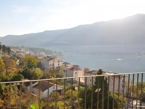 Sale, one bedroom apartment, 52m², Dobrota, Kotor - image 17