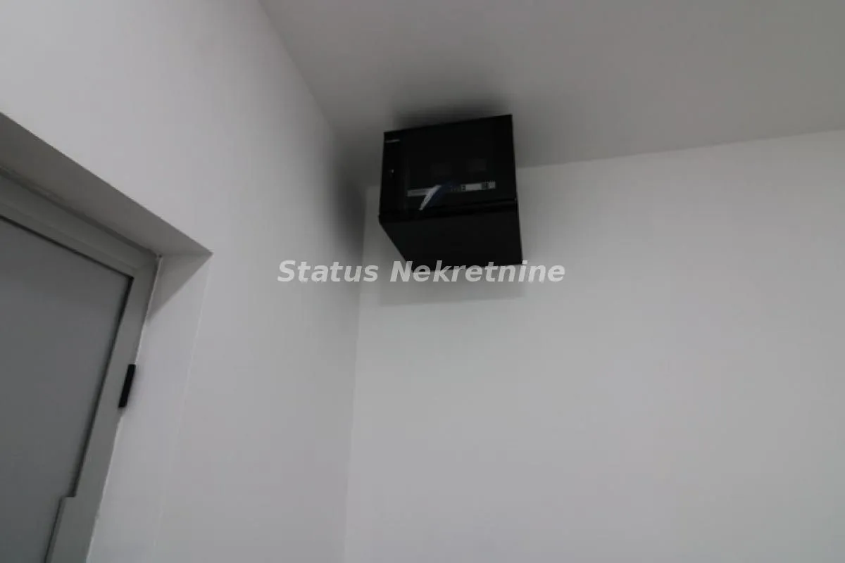 Sale, office space, 116m², Salajka, Novi Sad Sve Podlokacije