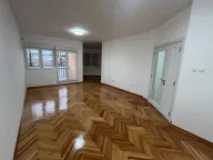 Izdavanje, trosoban stan, 100m², Zabjelo, Podgorica - image 1
