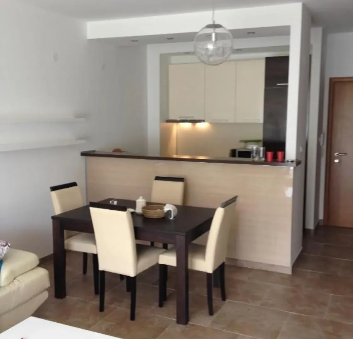 Sale, two bedroom apartment, 68m², Bečići, Budva