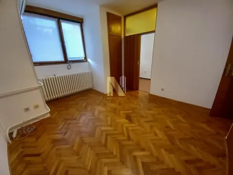 Prodaja, jednosoban stan, 38m², Centar, Novi Sad - image 2