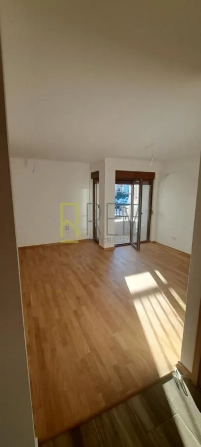 Prodaja, garsonjera, 31m², Stari Aerodrom, Podgorica