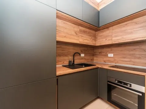 Izdavanje, jednosoban stan, 44m², Podgorica, Crna Gora - image 3