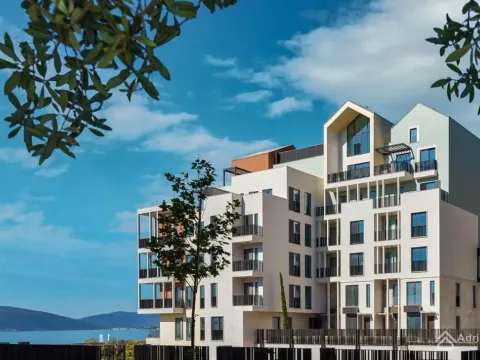 Sale, two bedroom apartment, 91m², Porto Montenegro, Tivat - image 18