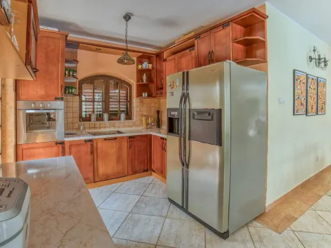 Prodaja, kuća, 278m², Stoliv, Kotor - image 15