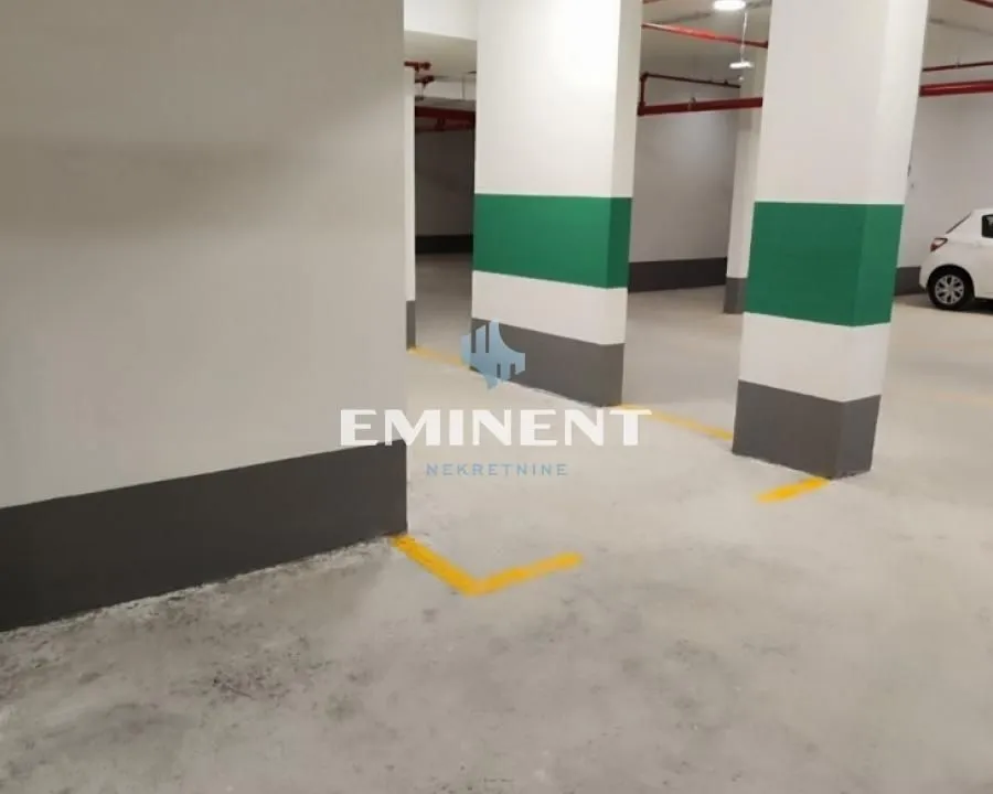 Izdavanje, dvosoban stan, 41m², Zemun Gornji Grad, Zemun Sve Podlokacije