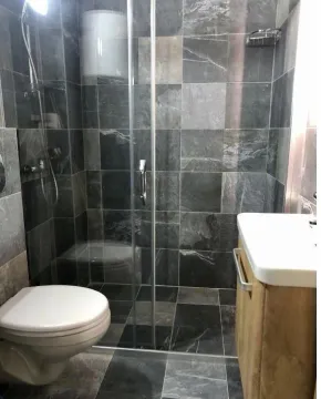 Rent, one bedroom apartment, 48m², Centar, Tivat - image 11