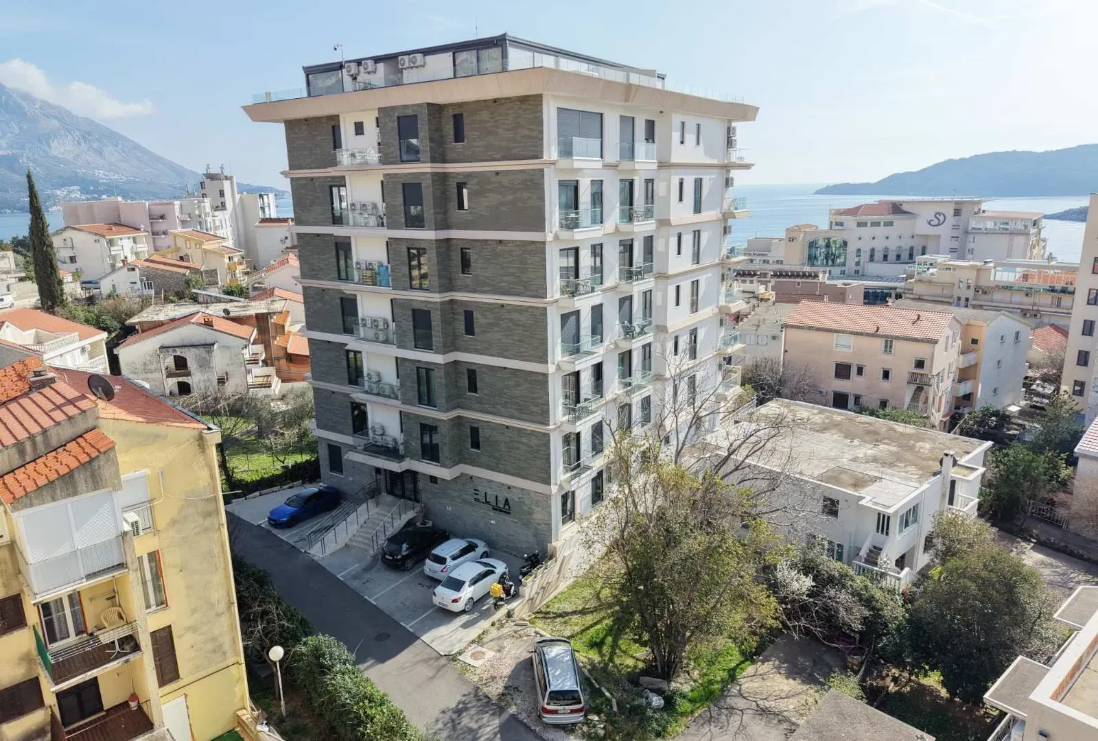 Sale, one bedroom apartment, 43m², Bečići, Budva