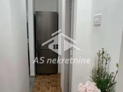 Izdavanje, trosoban stan, 70m², Novi Beograd Blok 23, Novi Beograd Sve Podlokacije - image 7